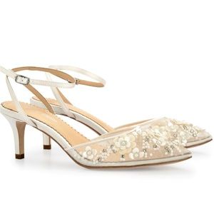 COPY - New! Bella Belle 3D Pearl Flower Bridal Shoe